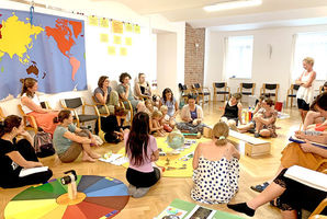 Montessori Diplomlehrgang Schule